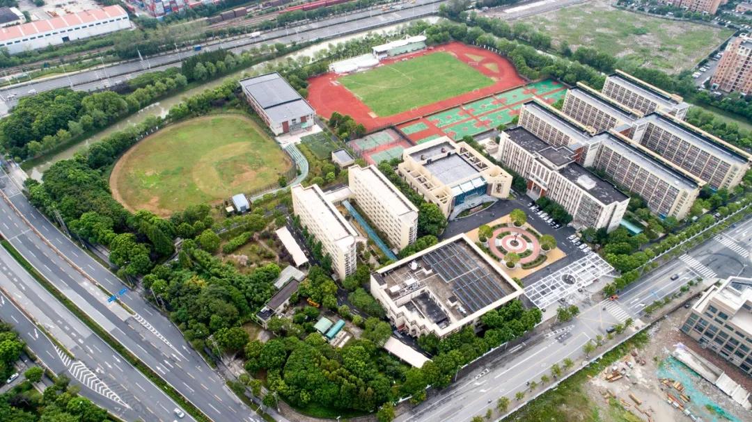杨行中学修缮改造已如期完成 华二高中宝山校区将喜迎新生