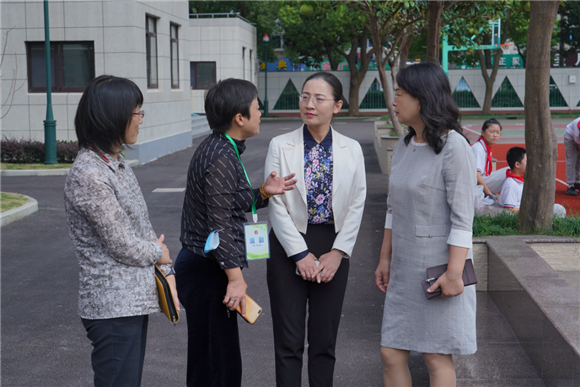 金山区副区长张娣芳到学校开展调研