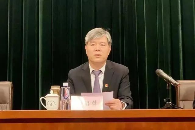 滚动 正文2020年11月1日,天津市津南区财政局原党组书记,局长戴丛栋