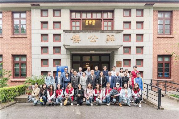 来自中国社会科学院,中国人民大学,中国传媒大学,南京师范大学等学术