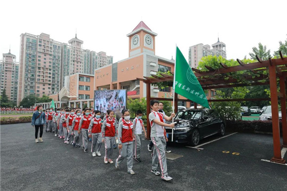 [浦东]竹园小学:童心向党感恩情 乘风破浪勇追梦-龙阳校区2021届毕业