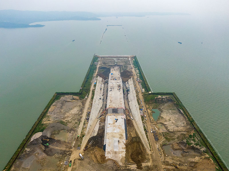 国内在建最长湖底隧道—苏锡常南部高速公路太湖隧道工程南泉段主体