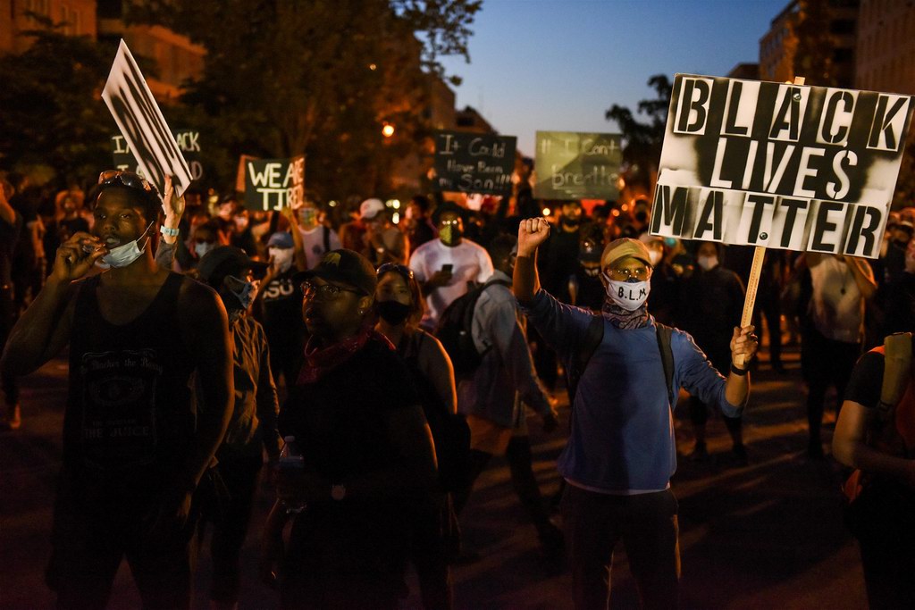 美国华盛顿特区,美国首都华盛顿连续第三天暴发反种族歧视示威抗议