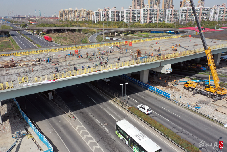 宝山这条高速公路迎来建设节点沿江通道跨蕰川公路工程结构贯通
