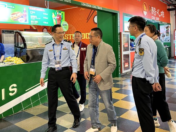 闵行区市场监管局领导带队督查ATP1000上海大师赛食品安全保障实施情况
