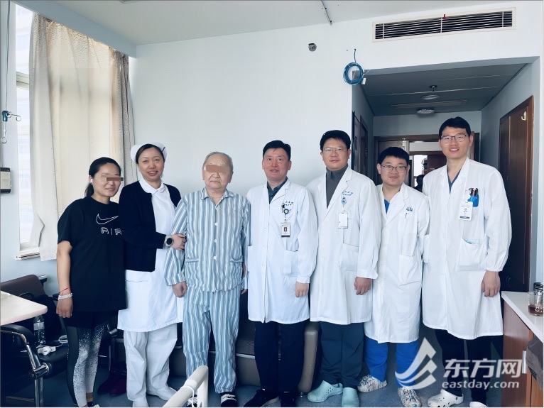 跨国来沪求医！上海专家为蒙古国患者颅内架“桥”引“血”