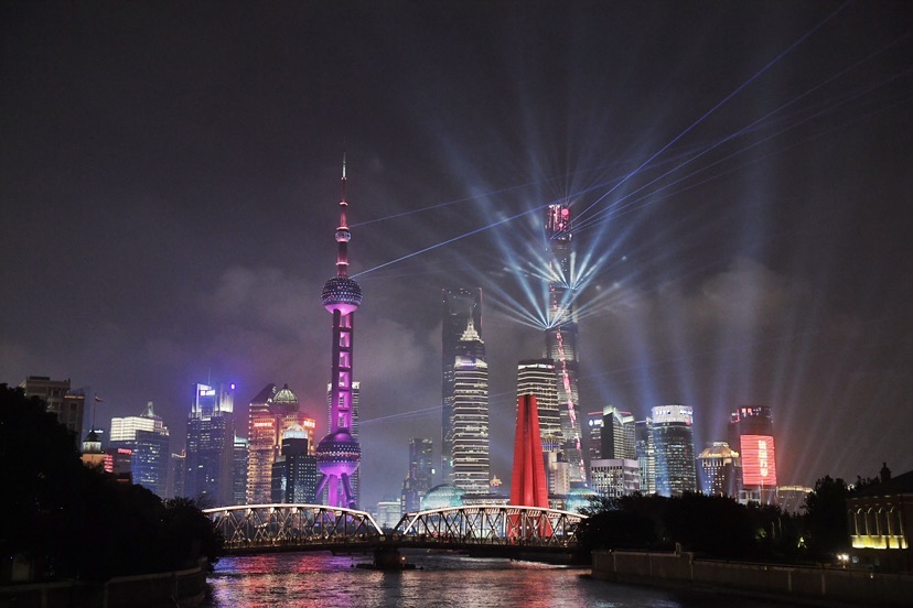 小长假三天上海接待游客664.1万人次全要素旅游消费106.8亿元