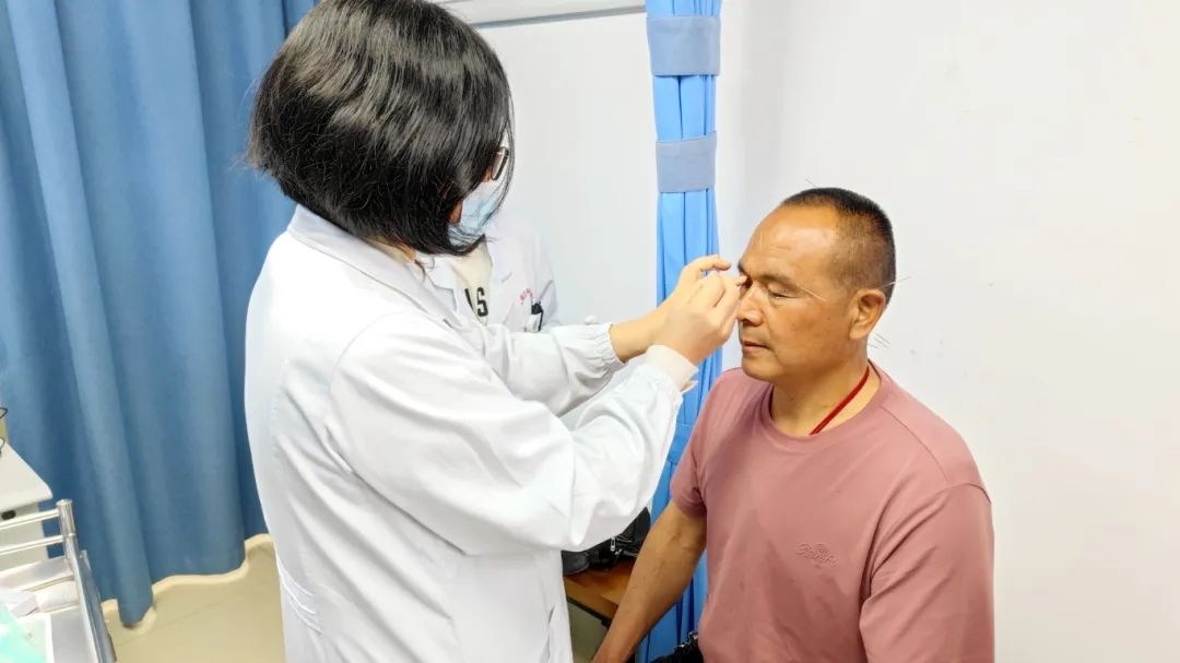 针灸治眼疾，青浦区中医医院特色疗法探索眼病治疗新路子
