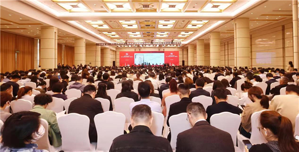 上海现代服务业联合会举行届大会，新一届会长被选出