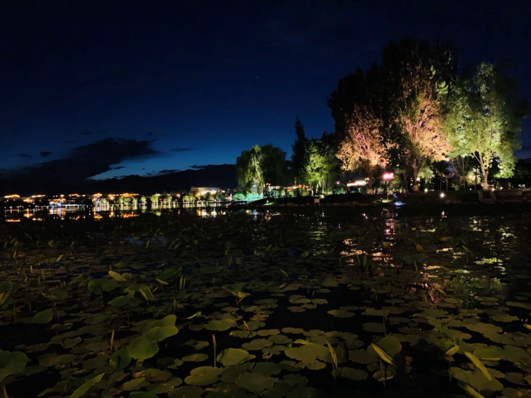 破开这片幽深的夜色 延庆的夜生活也就开始了 夜景在这个时候是最美的