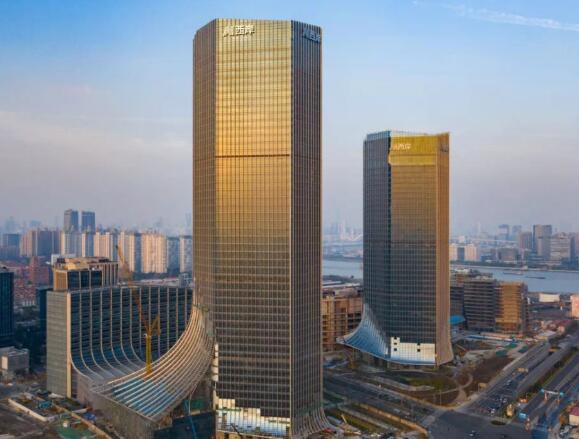大楼的正式名称是上海西岸国际人工智能中心,也被称作ai tower