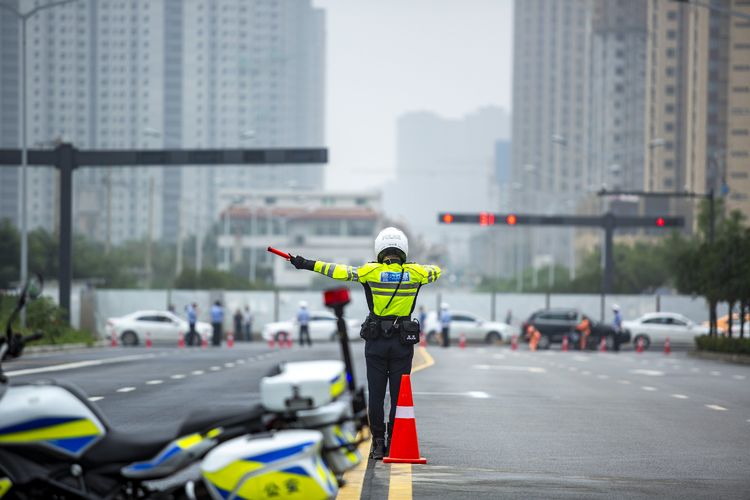 人民日报客户端陕西频道|空地一体应急救援，这场演练燃爆了