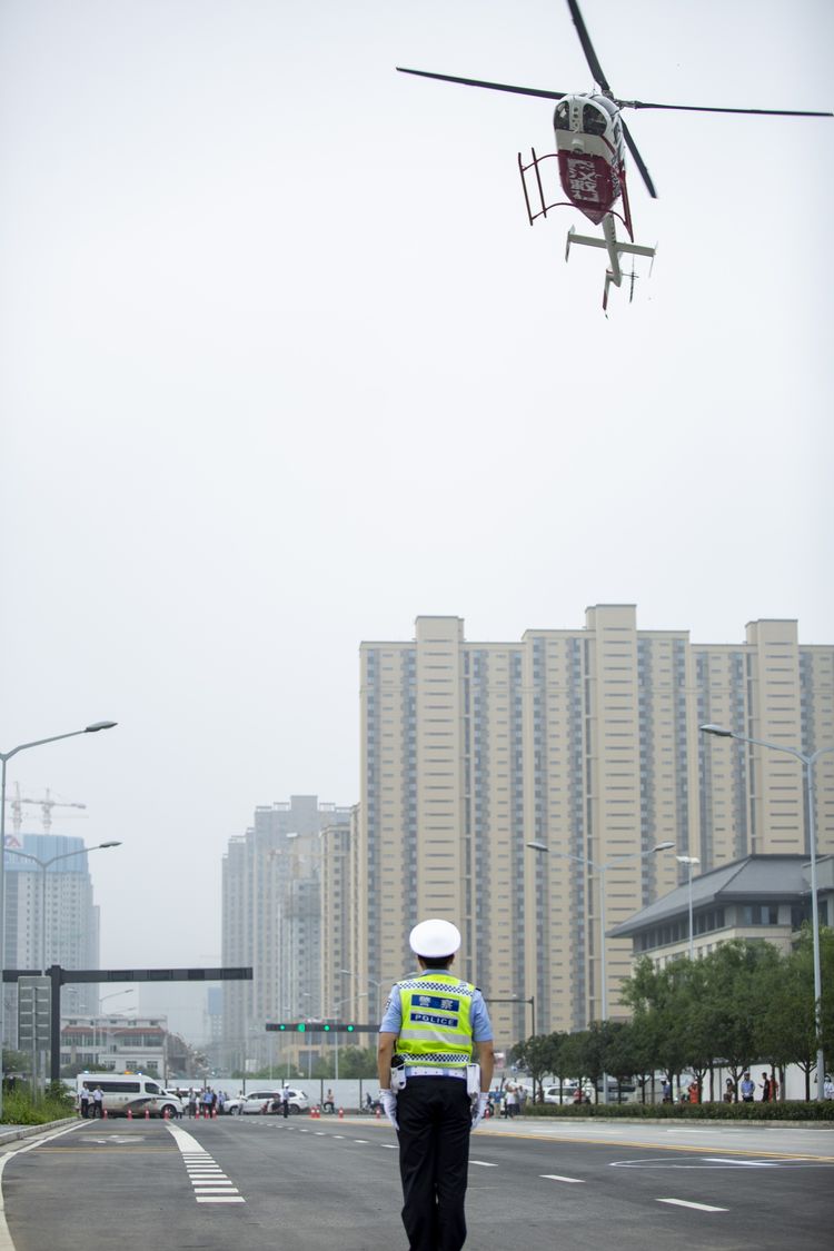 人民日报客户端陕西频道|空地一体应急救援，这场演练燃爆了