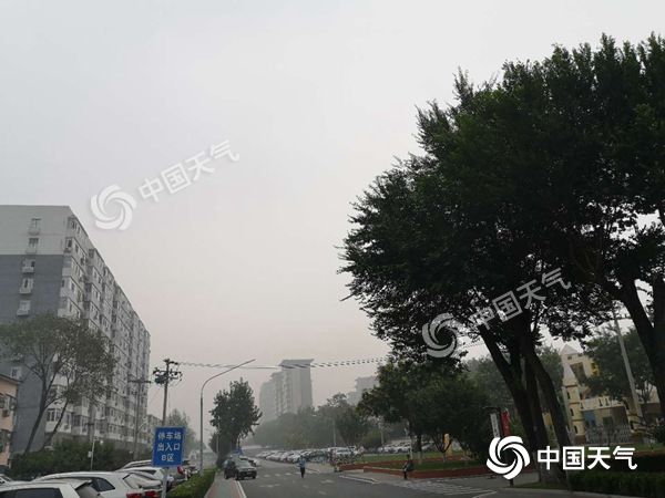 中国天气网|北京今晨现雾天局地能见度低 近期雷阵雨频繁“上线”