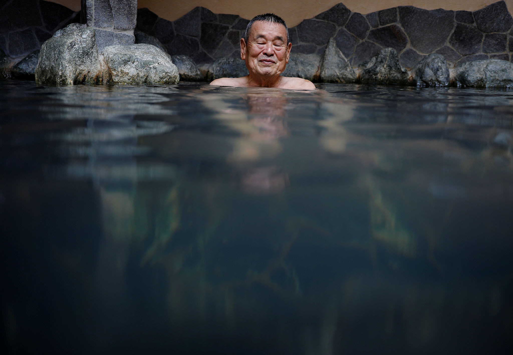日本的澡堂子文化是怎样的? - 知乎