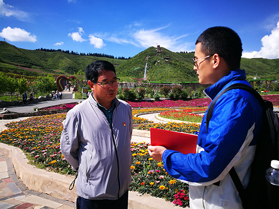 人民网|“扶贫花”结出“幸福果”：边麻沟村吃上“生态旅游饭”