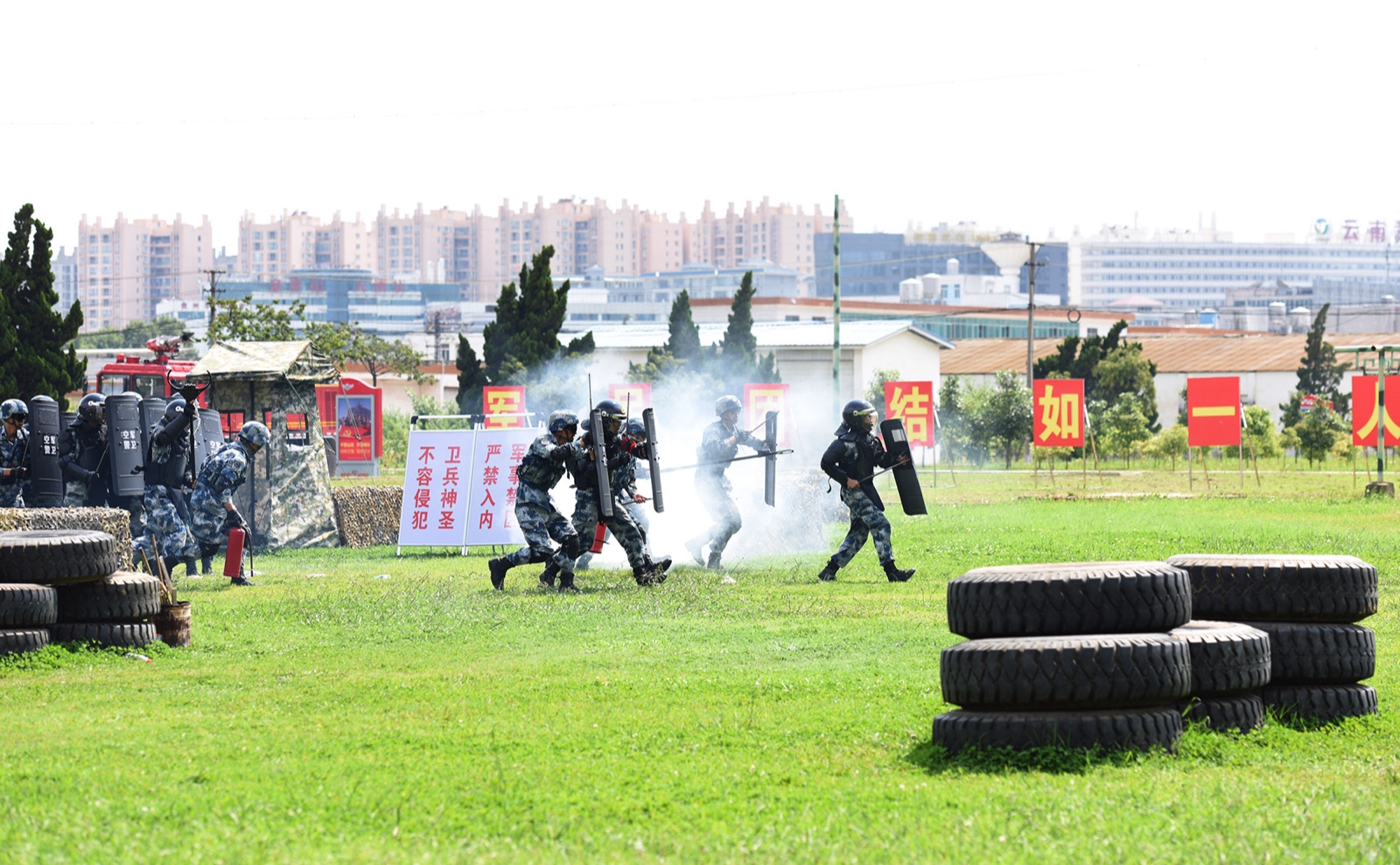 人民日报客户端云南频道|八一建军节，致敬“最可爱的人”