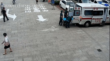 天天正能量微信公号|送外卖,却跟着上了救护车!他这通操作,赞!