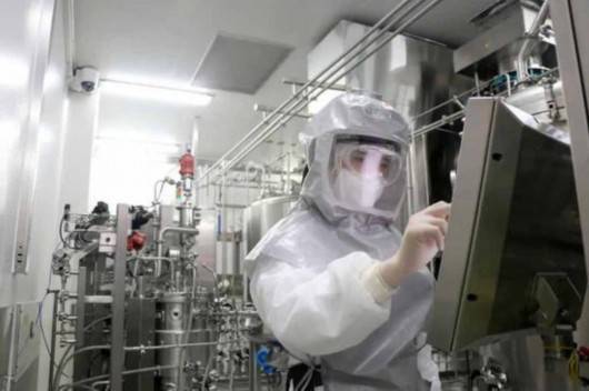  国药集团中国生物北京生物制品研究所新冠灭活疫苗生产车间。图源中国生物