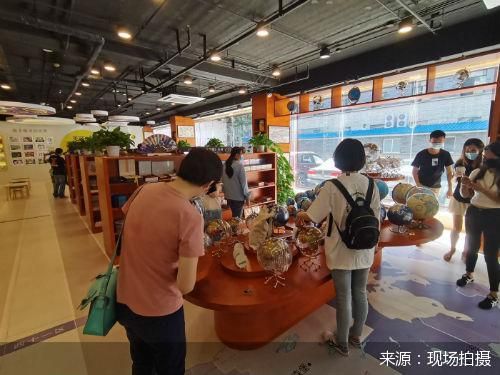 北京商报|【服贸观止】精准市场定位、延展多元业态 北京实体书店转型升级进行时