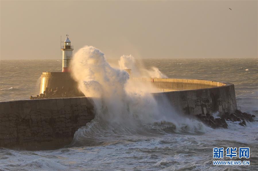 （国际）（7）英国：风浪来袭