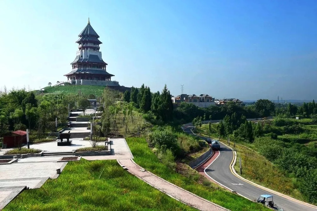 有雅安市名山区牛碾坪景区,月亮湖景区,达州市渠县文峰山文化旅游景区
