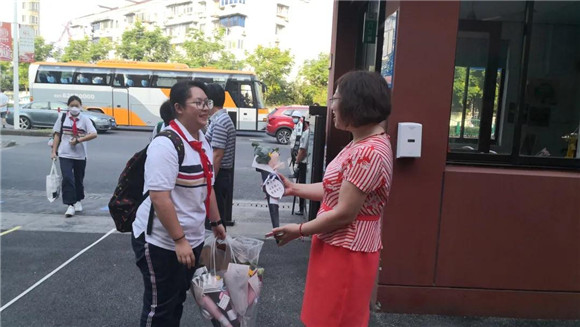 上海市浦东新区陆行中学北校|[浦东]陆行中学北校:升旗仪式-浓情九月 桃李芬芳