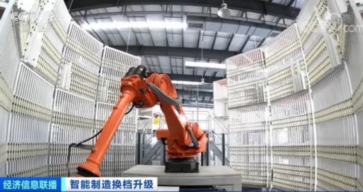 央视财经|我国人工智能人才缺口达30万，毕业生月薪超3万元