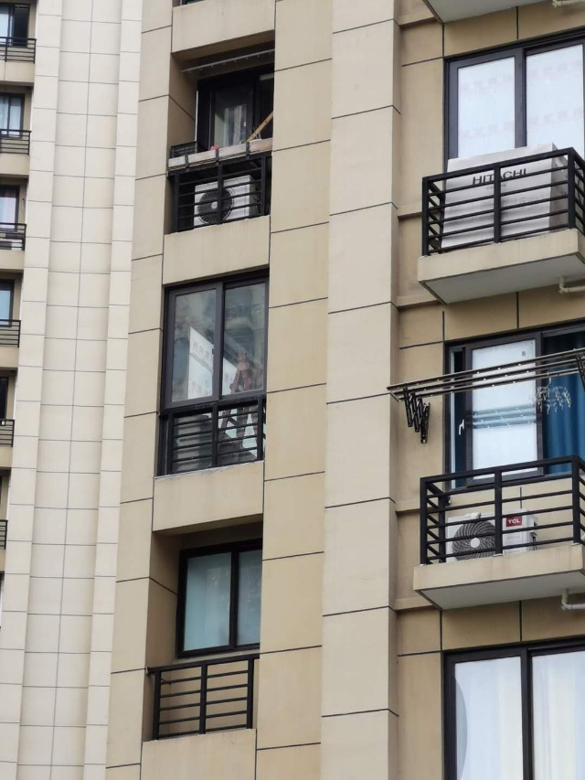 上海市宝山区人民政府网站|区城管执法局解决市民关切问题推进城市精细化管理