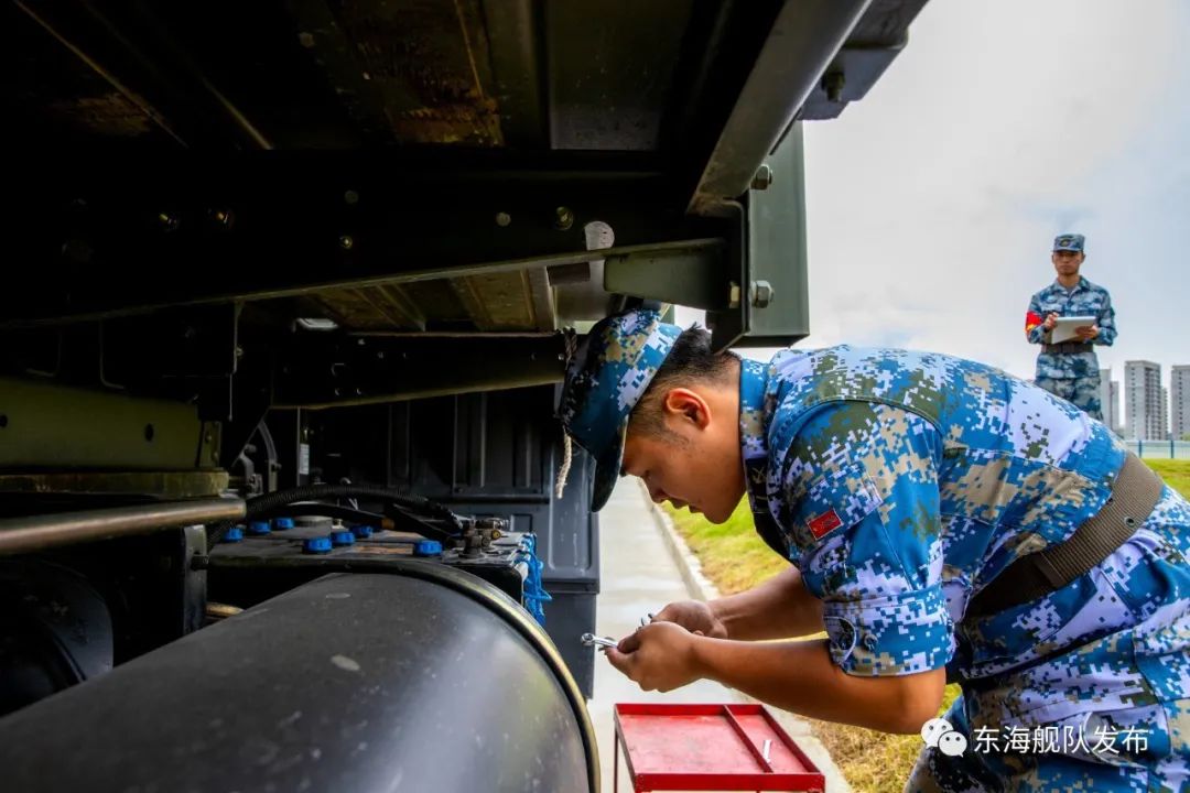 东海舰队发布|汽车兵有多牛?这场“排位赛”告诉你