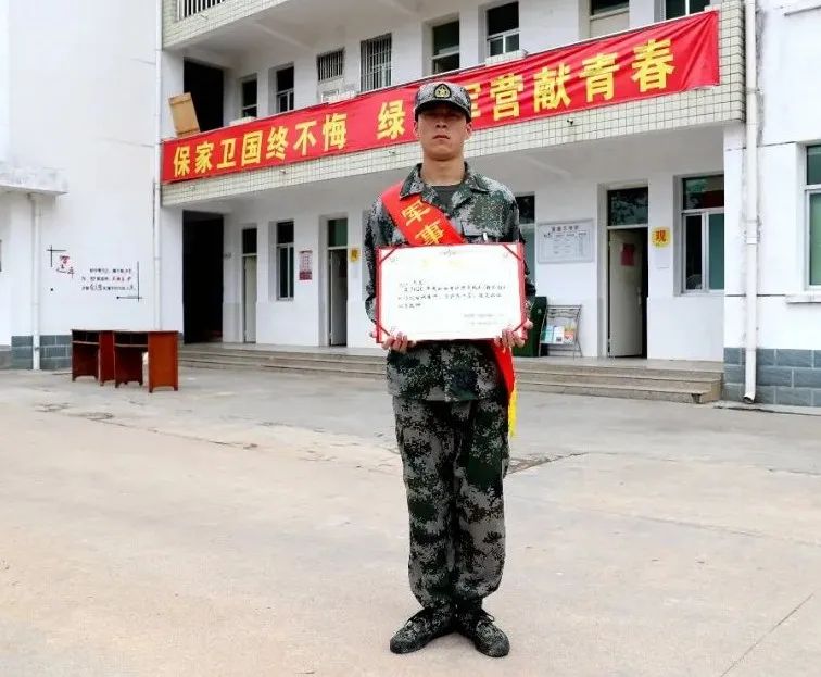 人民陆军|@这些新兵家长，喜报来了！