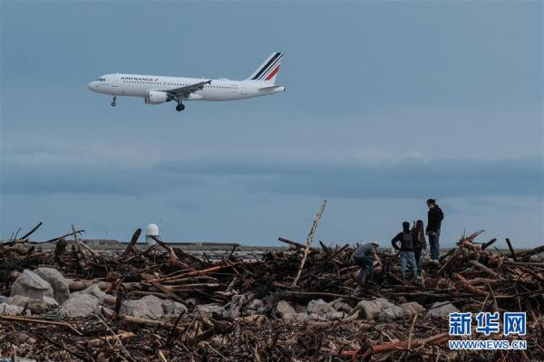 新华网|法国东南部地区遭暴风雨袭击[组图]