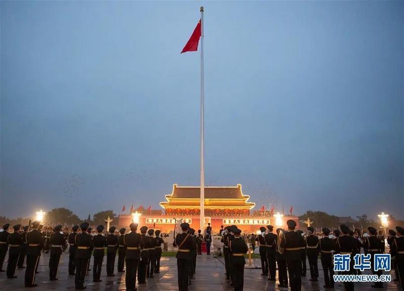 广州日报客户端|国庆长假，这些城市的夜景美爆了