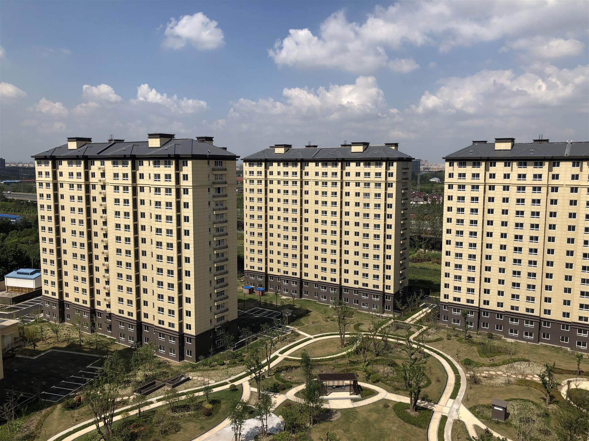 拿出最好地块安置动迁农民——"永德宝邸"是吴泾镇打造的一个典型样板