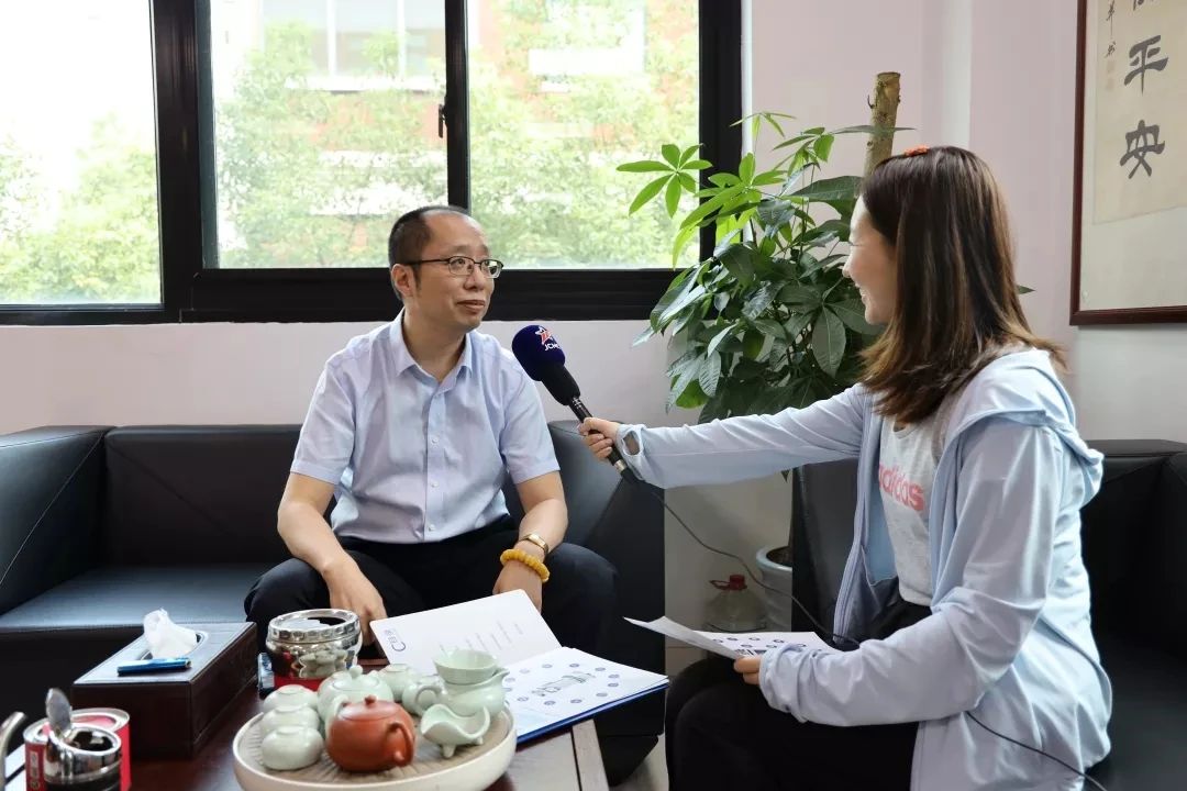 上海嘉定|这个胖胖的小机器人，或许不久后就会来到你身边~