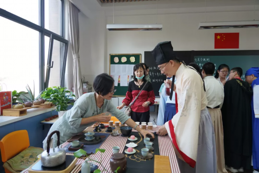 上海宝山|着汉服，赏诗词，宝山这个学校的语文节活动好生有趣