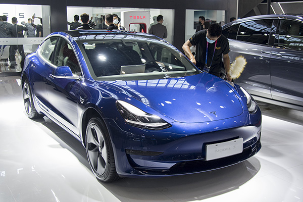 经济日报|Model3六次降价，经济日报：特斯拉是鲇鱼，还是鲨鱼