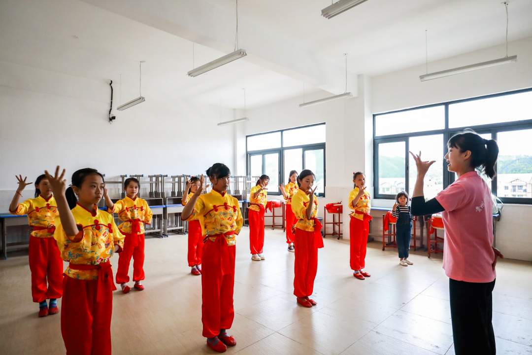 柏杨林恒大阳光小学图片