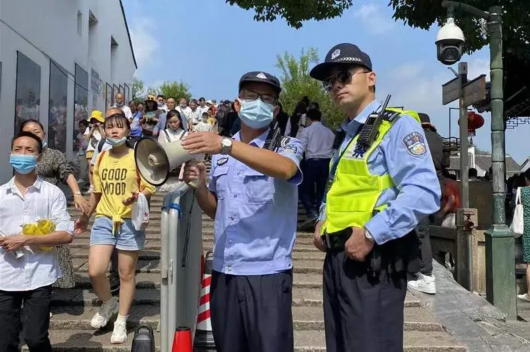 绿色青浦|他们，为建设“平安”青浦持续守护