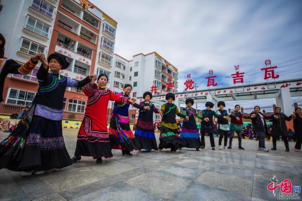 中国网|【民族团结党旗红】走出大山住进幸福楼 越西城北感恩社区助力脱贫攻坚“最后一公里”