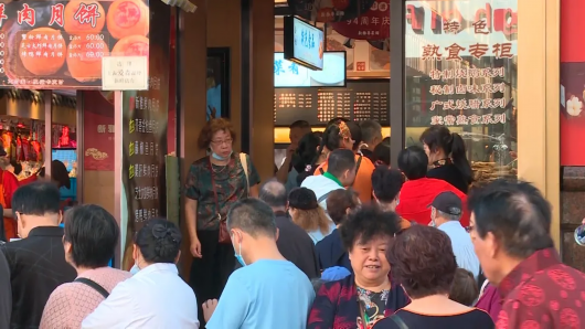 上海黄浦|难得一见的鹅舌，香味扑鼻的蒜香骨…新雅熟食里哪一款是你的心头好？