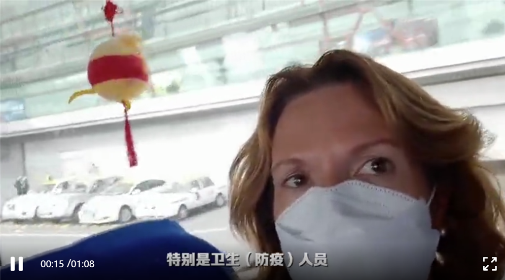 东方网|隔离期用中文拍vlog、推荐英剧 英国这位新任驻华大使最近火了！