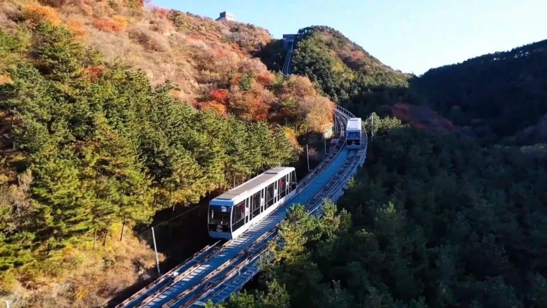 八达岭长城地面缆车图片