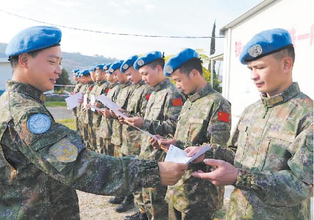 解放军报|圆满完成贝鲁特灾后重建任务 中国维和官兵受黎政府表彰