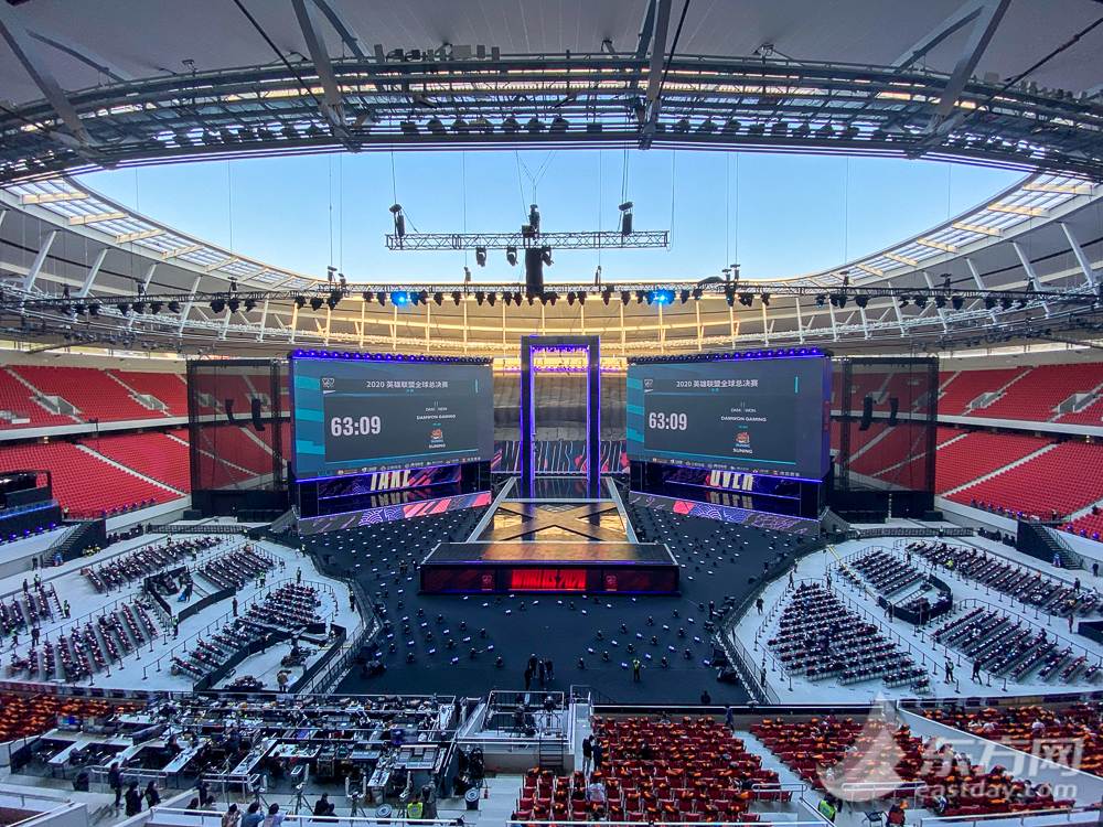 东方网|S10决赛现场都有啥!东方网记者直击“白瓷碗”首秀