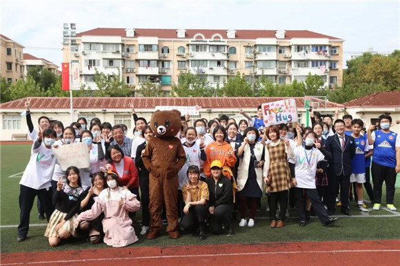 上海市香山中学|[浦东]香山中学:让每一个学生向美而行-上海市特色普通高中评审组专家莅临学校开展评估工作