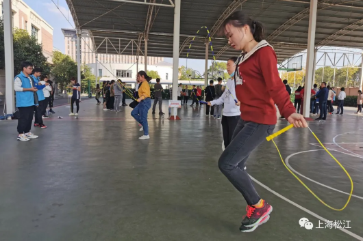 上海松江|现场燃爆！松江这场近700人参加的趣味运动会激情开赛