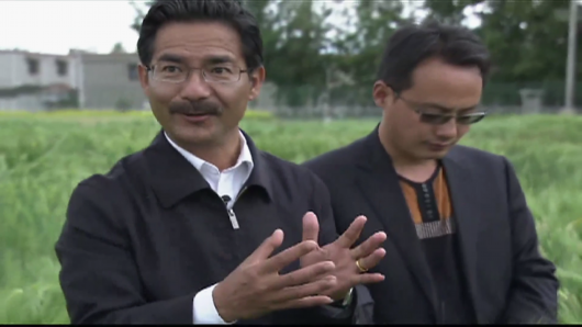 把农民当成自家亲人 "藏青2000"推广330多万亩白朗县巴扎乡乡长滕斌还