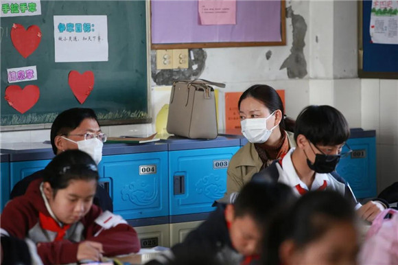 上海中医药大学附属枫泾小学|[金山]枫泾小学:枫泾地区小学紧密型学区化项目阶段评估顺利进行