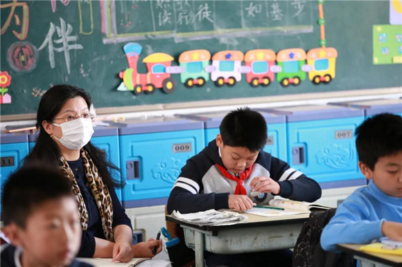 上海中医药大学附属枫泾小学|[金山]枫泾小学:枫泾地区小学紧密型学区化项目阶段评估顺利进行